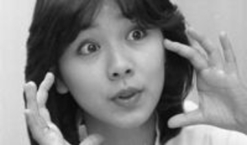 9歳上憧れ〝金髪女優〟と2ショット！63歳白石まるみに反響「いやぁナイス」「記憶が鮮明に残っています」