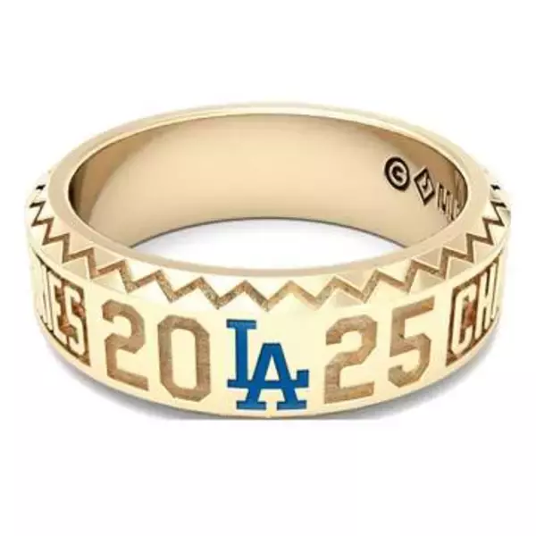 ドジャース連覇「記念リング」を受注販売　バンドリングやネックレスも