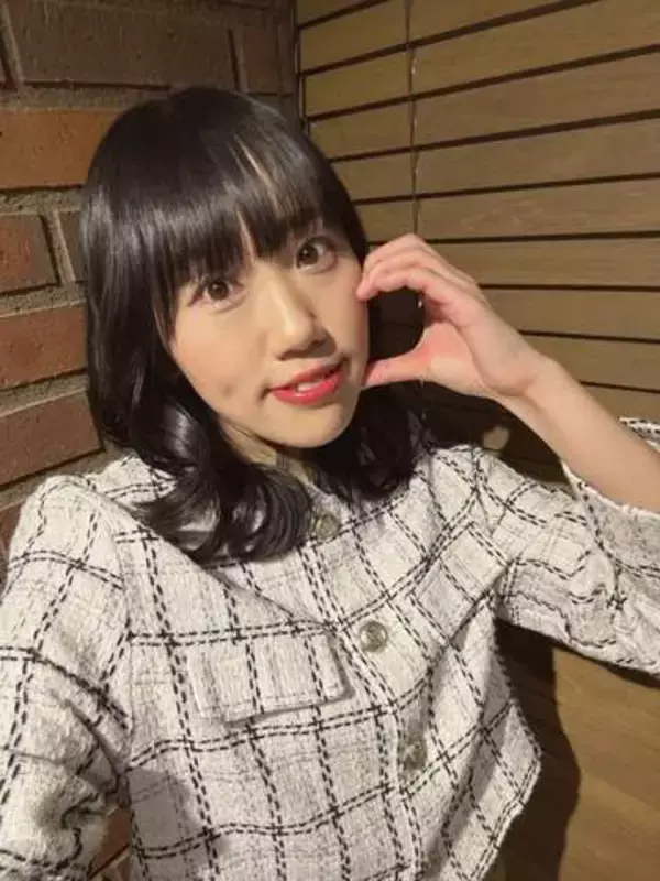 〝上京10周年ショット〟32歳女優・藤野真梨亜の持つ〝推しプロ野球選手のタオル〟が話題「ホント出会いって大切」「健康第一で」