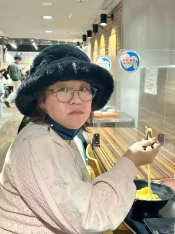 「新調したパンツを履いたら…」バービー〝衝撃ショット〟「開運間違いなし」「パリコレかと」