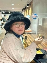 「新調したパンツを履いたら…」バービー〝衝撃ショット〟「開運間違いなし」「パリコレかと」