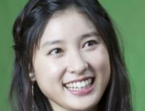 「弟おったんや…」〝豆を投げる鬼姉〟土屋太鳳の弟が激写「本当にきょうだいなのね…」「反応可愛すぎる」「姉は鬼だぞ？」の声