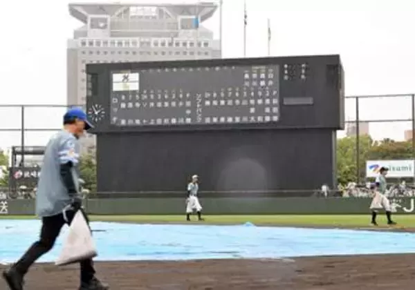 ソフトバンク、鹿児島でのロッテ戦は雨の影響で14時開始が30分遅れる　今季は天候不良の試合中止なし