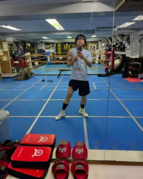 父は嵐デビュー曲の作詞者、兄はtimelesz菊池風磨…22歳プロアスリート〝試合2カ月前〟ショットに反響「いつも応援してます」「益々の活躍楽しみ」