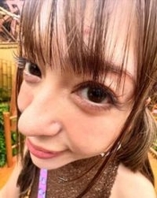 婚約＆芸能界引退から7年…〝離婚＆再婚〟突然報告の元アイドル〝久しぶりのニーハイ〟大川藍のお出かけショットに「めちゃくちゃ良い」と反響