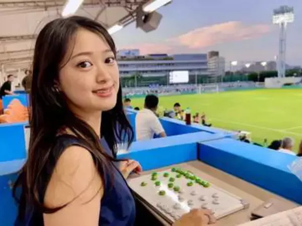 「貴重な映像」〝90分間立ちっぱなし〟信越放送・平山未夢アナ〝サッカー実況〟姿に「立って実況するの」「ハードワークお疲れさまでした」