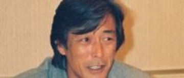 「こんなオヤジの息子になりたかった」75歳の岩城滉一〝衝撃の現役レーサー〟姿に反響「ここまで元気で単車乗り回せるのが凄い！」
