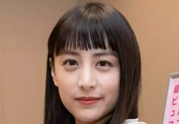 「愛情が伝わってくる」〝父が撮影した素の山本美月〟に「雰囲気が伝わります」「微笑ましいです」の声