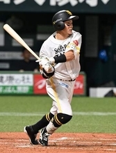 「若い選手に負けたくない一心で」ソフトバンク牧原大成が気を吐く今季5度目の猛打賞　人一倍強い負けん気の強さ健在