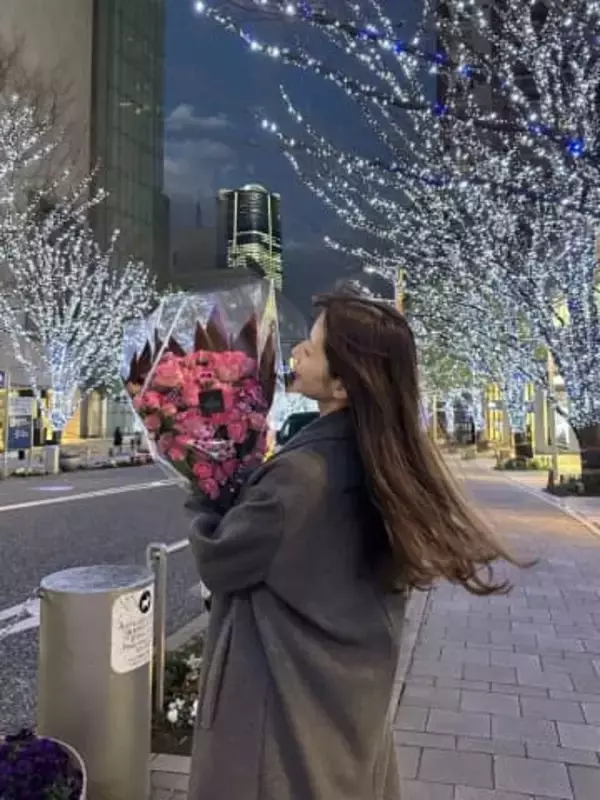 「デカッ！」長身タレント中川杏奈〝プール満喫〟ショットに反響「すんごい」「当時にも増して…」「素晴らしい」「刺激的な写真」