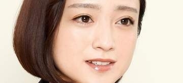 「正面から見たい」44歳安達祐実〝海で大開放〟ショット「おぉ～」「気になる！」