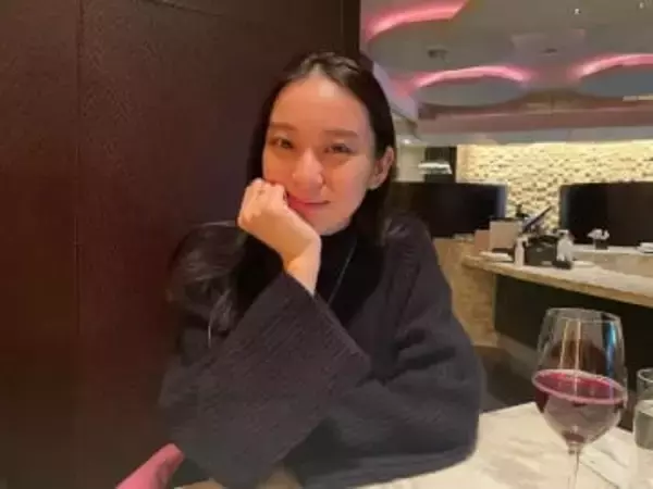 「パっと見誰か…」20代前半で人気歌手と結婚、昨年3人目出産…32歳・武井咲〝雰囲気ガラリ〟姿に驚きの声「びっくり」「すごい」「どんどんお綺麗に…」