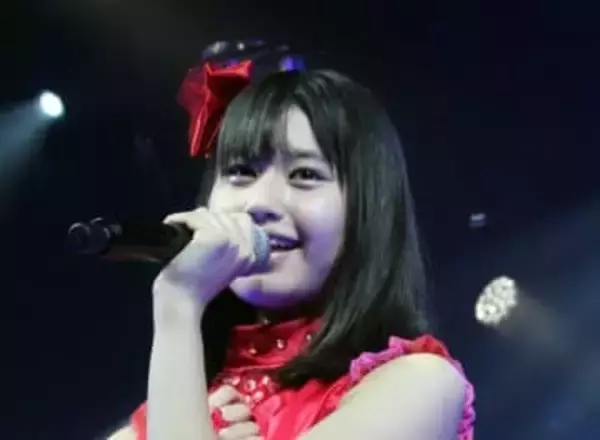 「うっとりしてしまいます」元HKT48安陪恭加、天神ワンビル前〝174センチ最新フォトスポット〟降臨「うわっ」「めちゃくちゃ大好き」の声