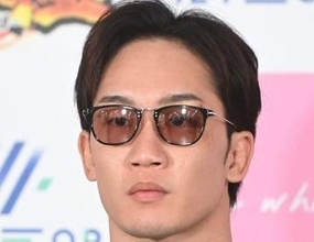 妻は18歳現役暴走族・地下格2冠王...44歳BD長谷川拓也〝衝撃告白〟姿に会場騒然「女子プロレス来たら逸材になるぞ」「みんなちょっと引いてるな」