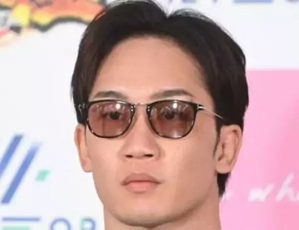 妻は18歳現役暴走族・地下格2冠王...44歳BD長谷川拓也〝衝撃告白〟姿に会場騒然「女子プロレス来たら逸材になるぞ」「みんなちょっと引いてるな」