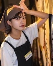 11年前〝かわいすぎるラーメン屋店員〟で脚光、30歳アイドルの近影に衝撃「歳とらない…神ですか？」「奇跡の30歳」「やっぱり歯が綺麗だと違うよねぇ」