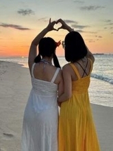 「え？どうゆうこと??」〝同時結婚〟女性2人組ユニット「めり～ぽっぴん」にファンも騒然「2人が結婚したのかと思った」「運命共同体って感じ」「なんだこれ?？何故に合わせた？」の声