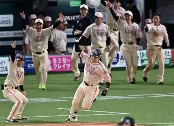 「勇気を出したスチール」　ソフトバンク小久保監督、劇的逆転勝ちにつなげた野村勇の二盗を絶賛　今季初のサヨナラ勝ち