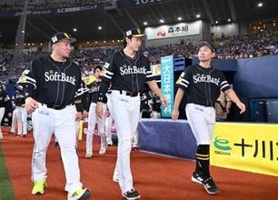 「何回やっても最高だなと」今季限りで引退のソフトバンク中村晃も胴上げ参加、満面の笑み　9・27引退セレモニーへ「最後、しっかり」
