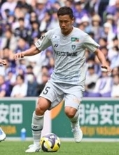 J1アビスパ福岡が秋野央樹と契約を更新　来季は長崎との古巣対決も
