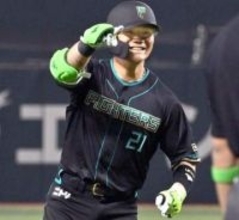 プレーボールからわずか2分…V3狙うソフトバンクが波乱の幕開け　栗原陵矢の失策から清宮幸太郎に先制2ラン　2死からは万波中正にもソロ被弾