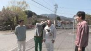 「うまいぞ、これ」日本一に輝いた福岡のパン　博多華丸・大吉、トム・ブラウンとぶらり旅