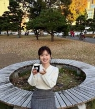 「松葉杖がぁぁぁぁ」〝医学部浪人6年〟苦労人の人気女性アナ...ロケ中に足骨折〝早くも現場復帰〟にファン「隣に...」「早く完治を...」