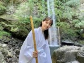 「結婚指輪してるの初めて見た」人気俳優と結婚2年目の西野七瀬…左手薬指に〝指輪きらり〟「幸せそうな顔」「ちゃんとつけとるやん」「おめでとう〜！」