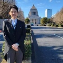 「ええ！！？」「そっくり」父は政治家！日曜劇場に出演…26歳俳優の〝近影〟に「初めて聞いた」「品があって魅力的」階晴紀の姿に話題沸騰