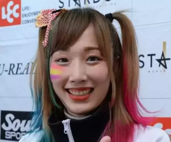「結婚という言葉にスリーカウント取られそう」もうすぐ40歳…女子レスラーのウナギ・サヤカ〝私も結婚します〟宣言に　「まだ応募受け付けてますか？」の声