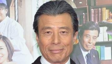「えーーー」「びっくり」76歳・舘ひろし、超アップの〝初めての自撮り〟に「キャ〜」「ちょっとぉ…」SNS騒然