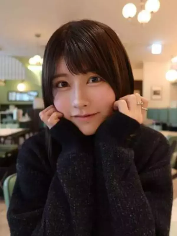 「どんどんすげぇことに」ガテン系グラドル・ちとせよしの〝つるてか見返り水着ショット〟に「大迫力だな」「すごいすごいすごい」