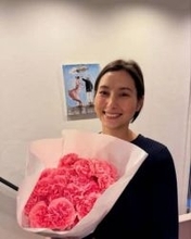 「頼れる義妹です!」元TBS人気アナ〝有名人家族〟紹介の仲良しショット「えぇ」「これは驚き」「冠婚葬祭で困らなそう(笑)」