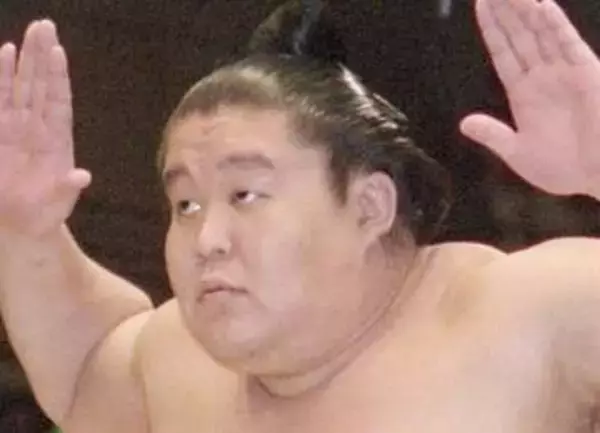 「細くなりましたね」雰囲気がらり！55歳・花田虎上〝スッキリ〟姿が話題「お兄ちゃん鍛えてるねー」