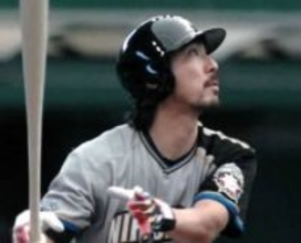 「これ食ったら1試合3発打てるぞ」〝両リーグMVP〟強打者の父と〝ガッツ飯で食トレ〟2ショット…26歳タレントに「食事トレを娘にすることになるとは」の声