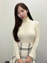 衝撃の〝鏡餅しめ縄〟ファッション…ABEMAアナ藤田かんなに反響「こんな天使いるんですか」「今年もいろいろ楽しみです」