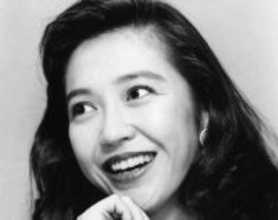 「オーラがとてつもない」64歳〝JJ専属モデルOG〟ランウェイ登場の賀来千香子が話題「年齢調べたら驚愕してる」