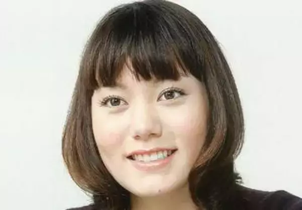 長野に移住→女優＆画家〝雰囲気ガラリ〟元子役・鈴木杏、アラフォー最新ショットに「いつもの良い笑顔ですね」「作品に感銘を受けました」の声