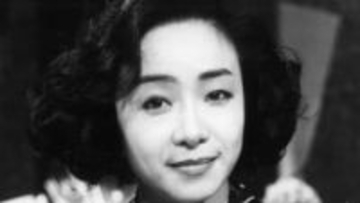 80年代「OH！エルくらぶ」で人気、「元祖女子アナ」69歳・南美希子の近影に反響「相変わらずご活躍」「憧れ」「地味に収まること無い」