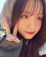 「どっちが森香澄？」〝令和のあざと女王〟実妹の顔出し2ショットに「自分の顔を小さく見せようとあざとい」「遠近法…」の声