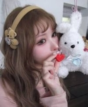 「まさかこんな日が」元交際相手の暴行逮捕から1年…人気アイドル〝互いに大切な存在〟密着2Sに「幸せになって欲しい」「また2人の姿見たい」の声　親友2Sに反響