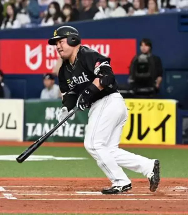 ソフトバンク山川穂高、移籍後ワーストタイ24打席連続無安打　7番降格　第1打席は三ゴロ