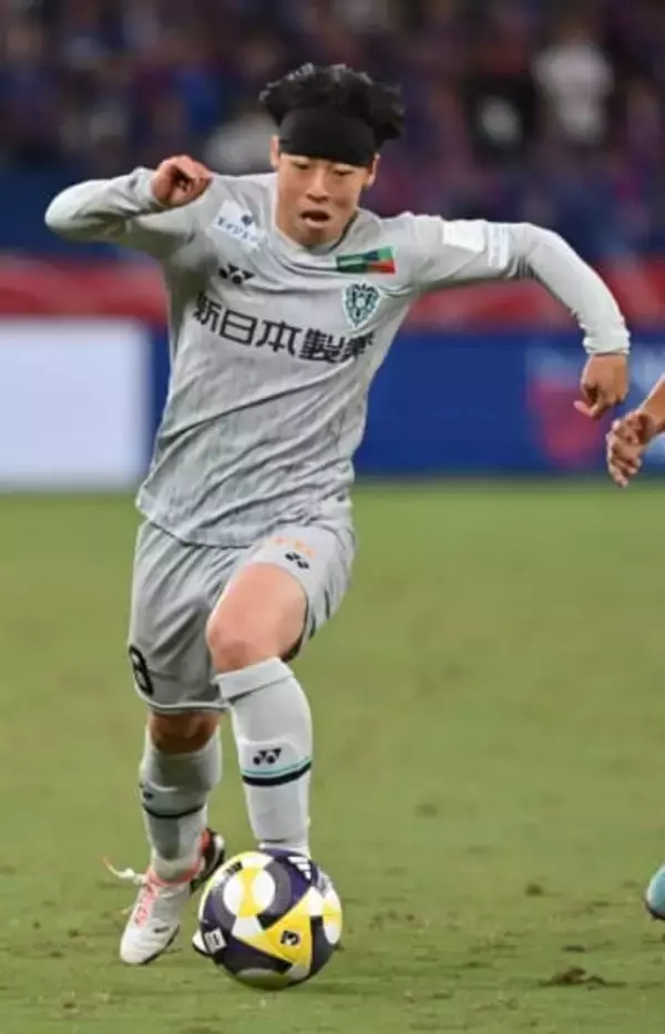 「一つ目の星誇りに」J1アビスパ福岡の「博多のメッシ」紺野和也がJ1川崎へ完全移籍