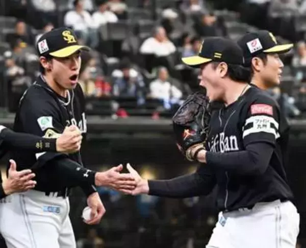 ソフトバンクが連敗を「2」でストップ　西武に逆転勝ち　5回に周東佑京、柳町達の適時打などで一挙4点　上茶谷大河が好救援