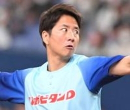 「既視感すごい」と反響！ケイン・コスギ〝51歳の激変姿〟に「おもしろすぎるやろ」「だいぶ流暢になったけど、ちょ〜とケインかな」