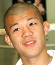 「ドーピングではない」と自ら…引退から8年、亀田興毅さん〝バキバキショット〟に「やっぱアスリート」「誰もドーピング疑う身体してない」の声