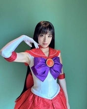 「これはバッキバキで合ってる」腹筋あらわなミュージカル女優・安川摩吏紗に反響「凄いなー」「パック1つ1つの解像度エグい」「ものすごいストイック」