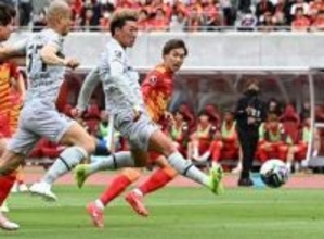 アビスパ福岡、こけら落とし激強ストライカーの新装パロマ瑞穂1号弾実らず…競り負け「サポーターさんを笑顔で帰せず悔しい」【J1百年構想L名古屋戦】