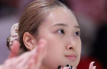 「ラフな格好でも雰囲気ある」バレー佐藤淑乃〝雰囲気がらり〟ショットに「まじタイプ」「またファンが増える」の声