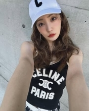 「車内は土禁」身長154センチ板野友美〝ごつい高級外車＆潔癖ルール〟披露！「誰も一緒に乗れなさそう…」「分かる」「かっこいい」反響続々